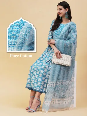 Abstract Printed Resham Embroidered High Slit Kurta With Pants & Printed Dupatta - Blue