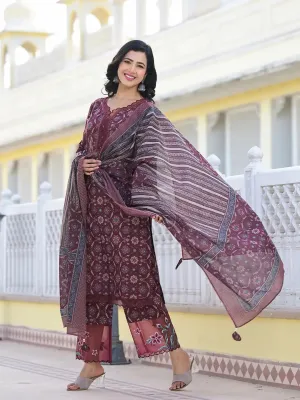 Maroon Ethnic Motifs Pakistani Style Kurta Trouser And Dupatta Set